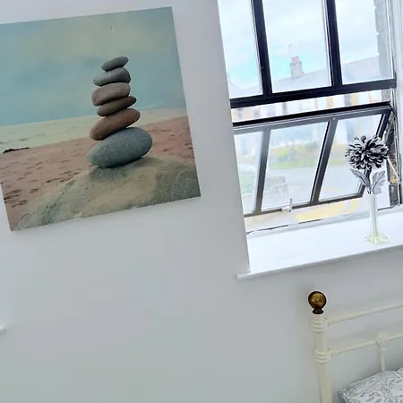 White Rose Double Bed